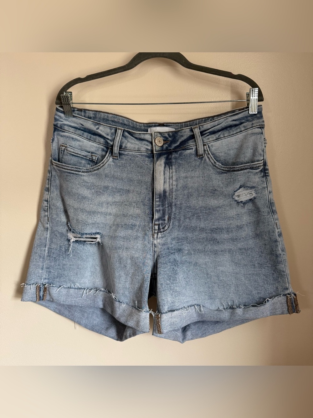 Vervet by Flying Monkey Denim Shorts Cuffed Hem Size 1X Boho Festival Summer